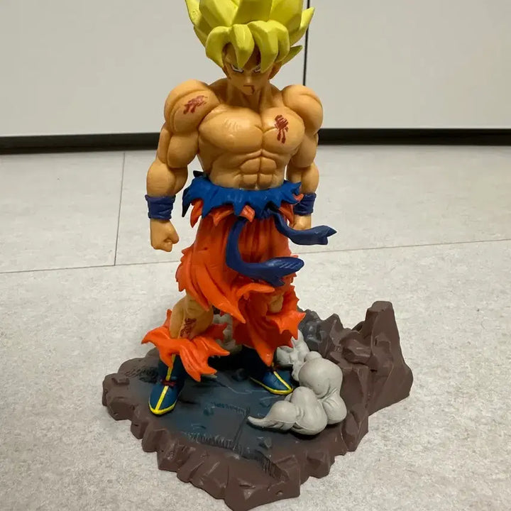 [BUNJANG] Dragon Ball History Box Super Saiyan Figure / 드래곤볼 히스토리 박스 초사이어인