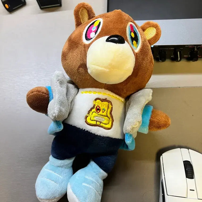 [BUNJANG] Kanye West Graduation Bear Doll / 칸예 웨스트 Graduation 베어 인형