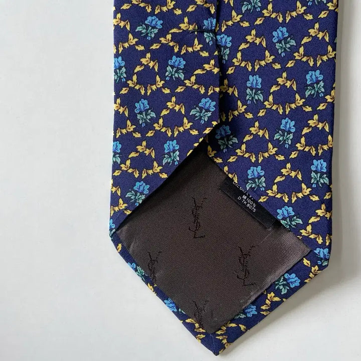 [BUNJANG] YSL Yves Saint Laurent Silk Necktie / YSL 입생로랑  명품 정품 넥타이