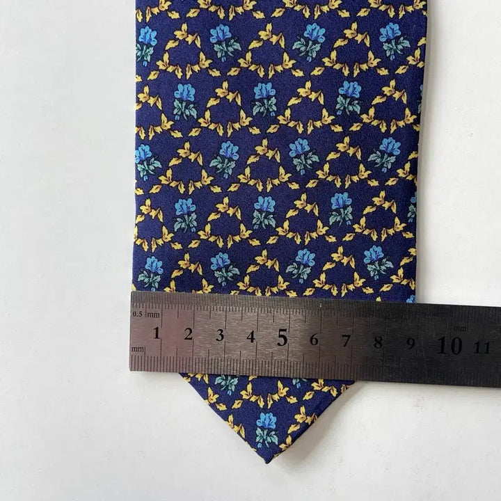 [BUNJANG] YSL Yves Saint Laurent Silk Necktie / YSL 입생로랑  명품 정품 넥타이