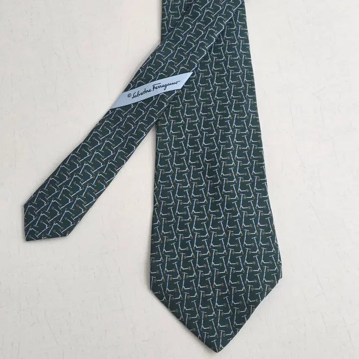 [BUNJANG] Ferragamo Silk Necktie / 페라가모 정품 넥타이