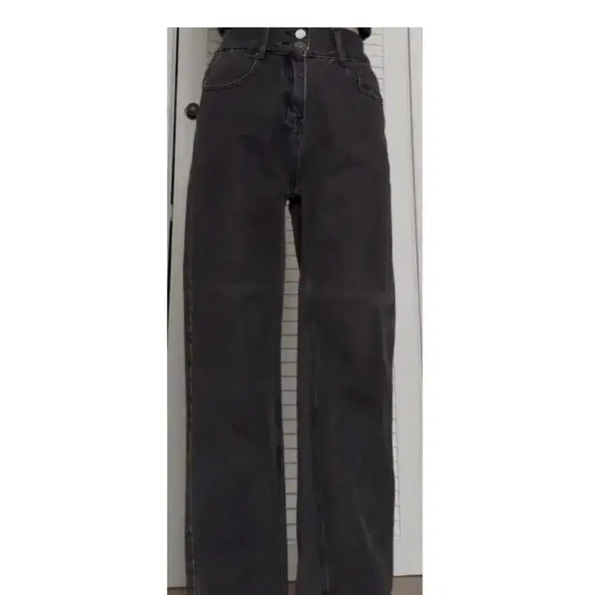 [BUNJANG] Two-Button Waist Banding Wide Straight Pants (Black Denim) / 투버튼 허리밴딩 와이드 일자 팬츠 (흑청)
