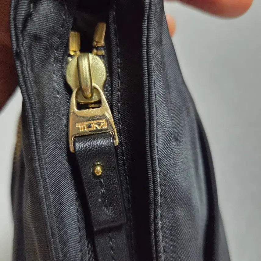 [BUNJANG] TUMI Crossbody Bag / 투미 크로스백 팝니다