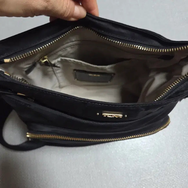 [BUNJANG] TUMI Crossbody Bag / 투미 크로스백 팝니다