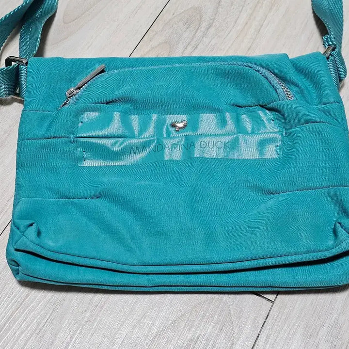 [BUNJANG] Mandarin Duck Miss Duck Crossbody Bag / 만다리나덕 MISS DUCK 크로스백 5.5만에 팝니다.