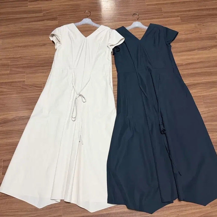 [BUNJANG] SIE Eclipse Cap Dress / 시에 이클립스 캡 드레스 네이비/크림베이지