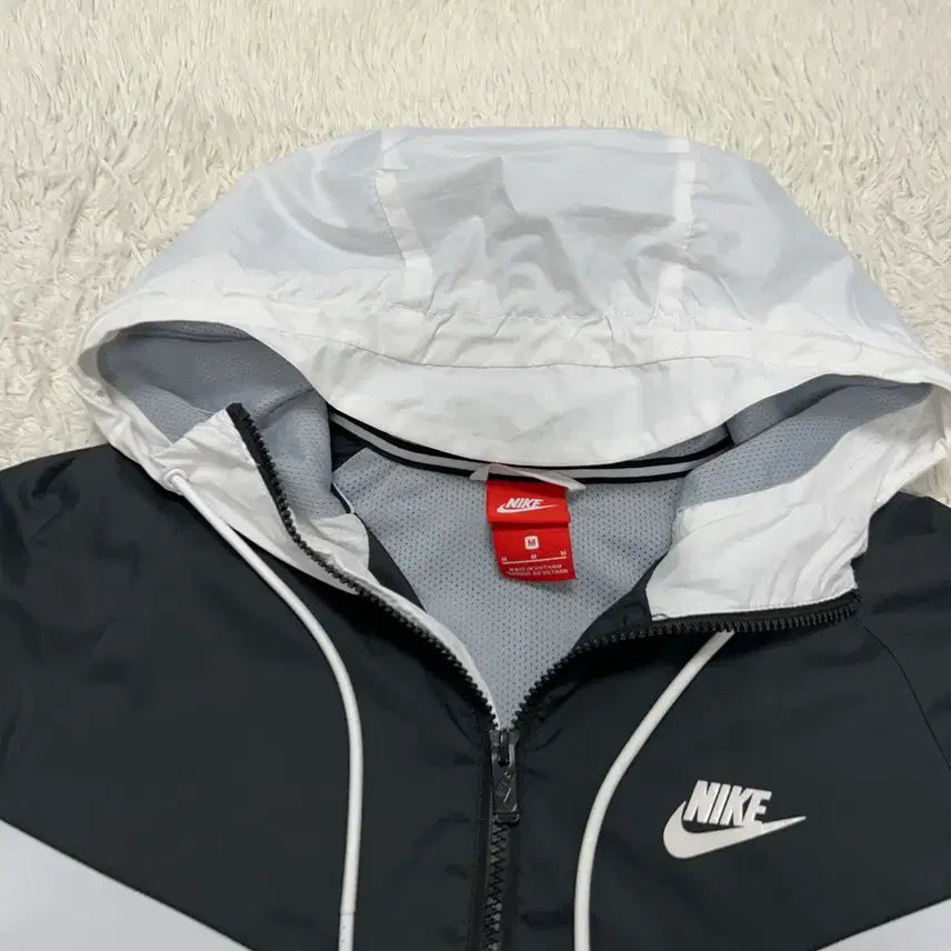 [BUNJANG] Nike Windrunner Windbreaker Jacket / 나이키 윈드러너 바람막이