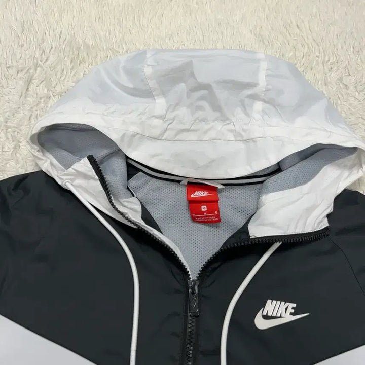 [BUNJANG] Nike Windrunner Windbreaker Jacket / 나이키 윈드러너 바람막이