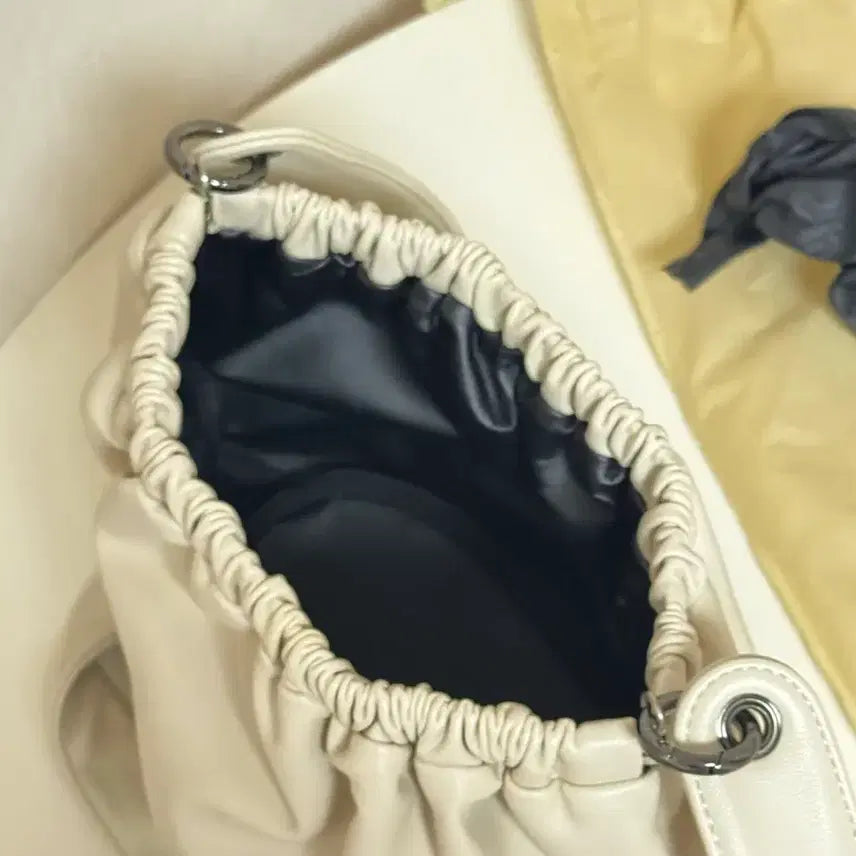 [BUNJANG] Sei Mio On Do Egg Bag - Ivory / 세이모온도 에그백 아이보리