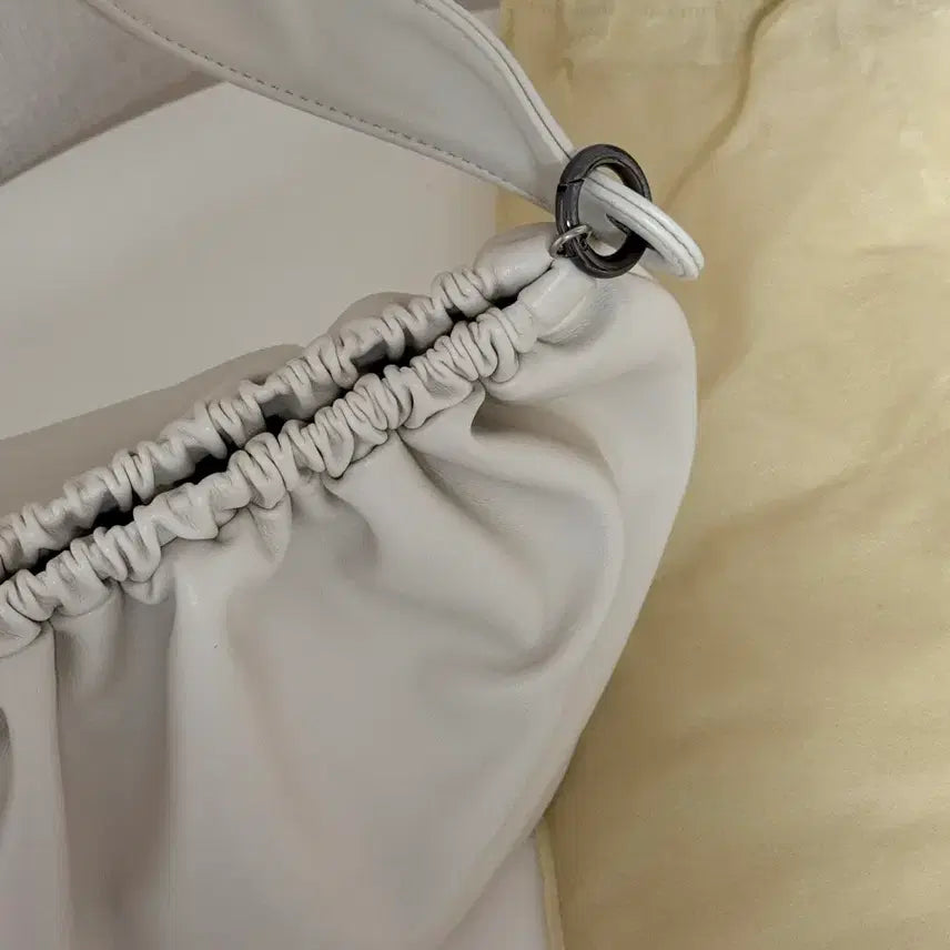 [BUNJANG] Sei Mio On Do Egg Bag - Ivory / 세이모온도 에그백 아이보리