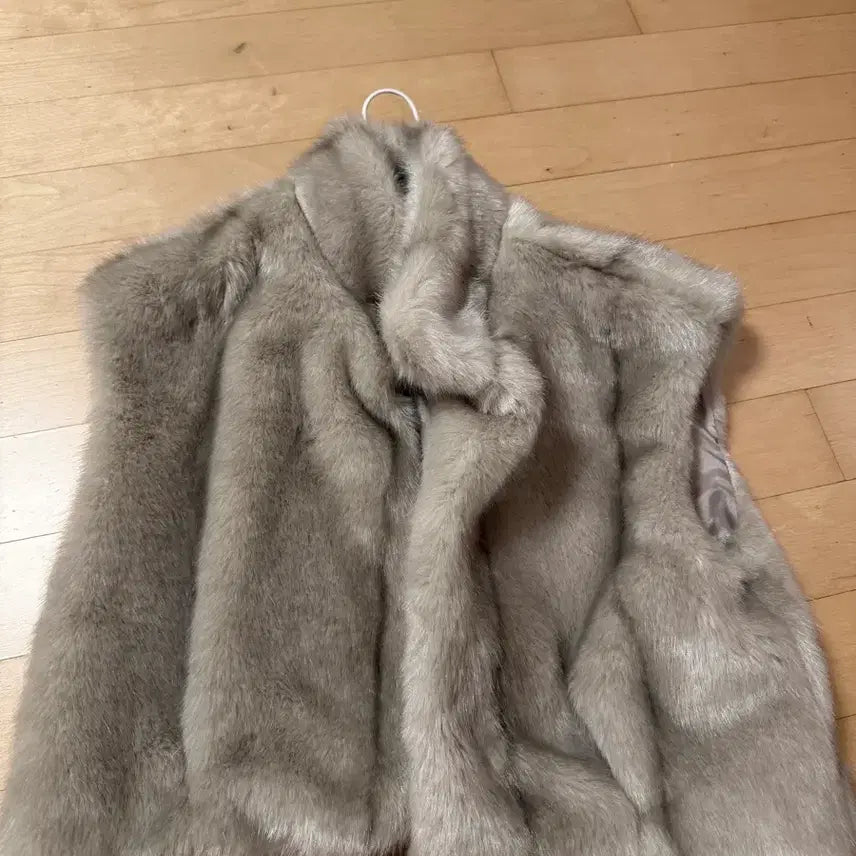 [BUNJANG] Mink Short Vest Gray / 가격제안받아용 밍크 숏 베스트 그레이