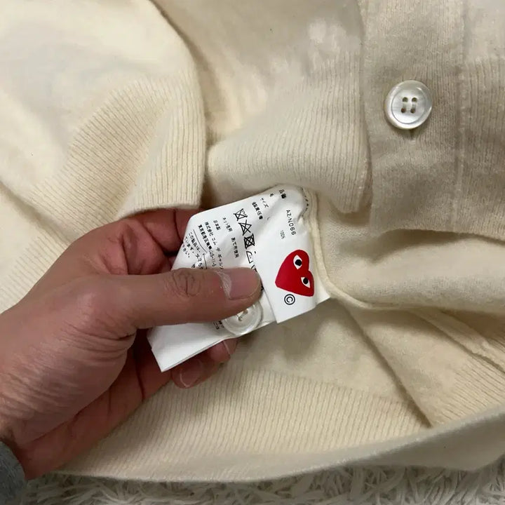 [BUNJANG] Comme des Garçons White Wool Cardigan / 꼼데가르송 화이트 울 가디건