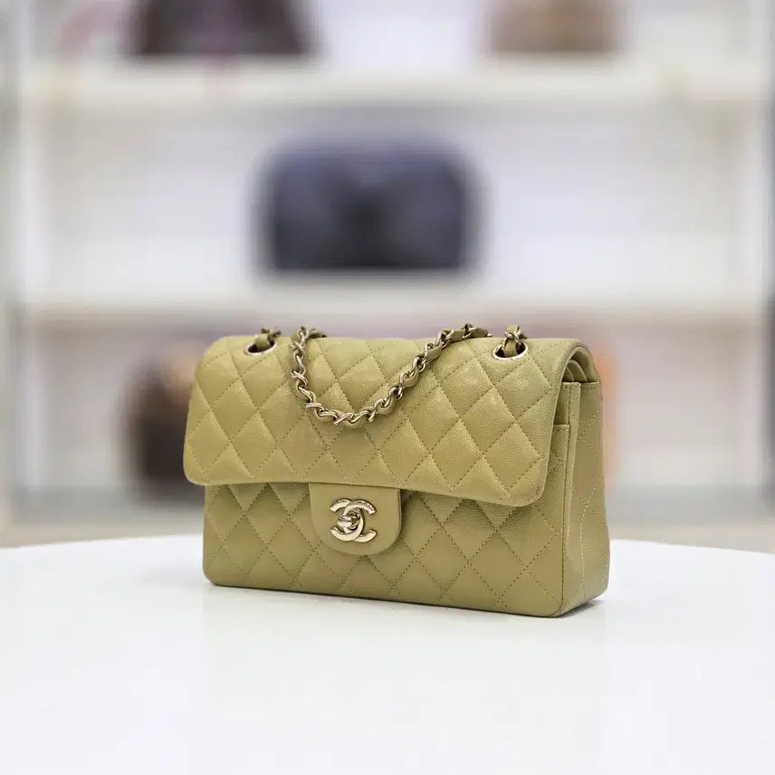 [BUNJANG] Chanel Classic Caviar Small Chain Shoulder Bag A01113 / 샤넬 클래식 캐비어 스몰 체인 숄더백 내장칩 A01113