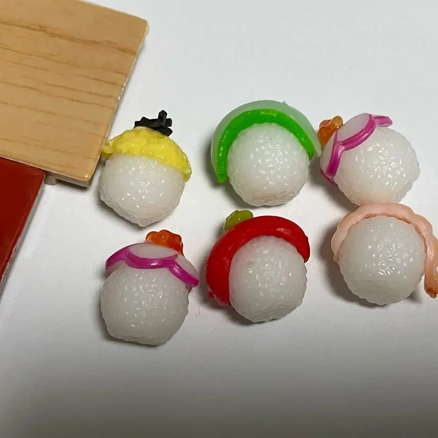 [BUNJANG] Miniature Sushi Set Figure / 미니어처 스시 초밥 모형 세트 음식 가챠 오비츠 넨도 구관인형