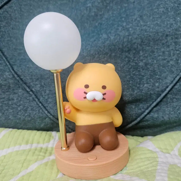 [SOLD OUT] 카카오프렌즈 춘식이 가로등 무드등 판매합니다.