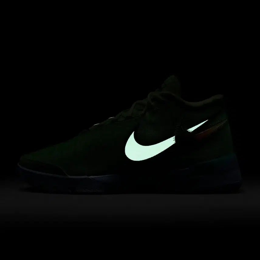 [BUNJANG] Nike LeBron Witness Barely Volt Sneakers / 새상품)나이키 르브론 제니서스 배얼리 볼트 HF0711-700