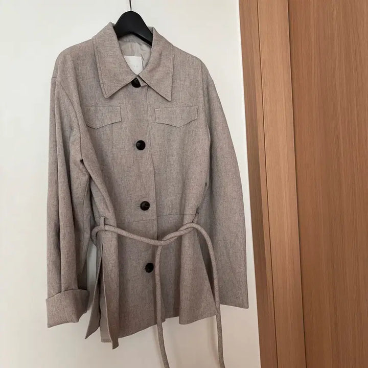 [BUNJANG] WIDA Belted Half Blazer Jacket / 위다 WIDA 보카시 하프 벨티드 벨트 자켓 결혼식 하객룩 출근룩