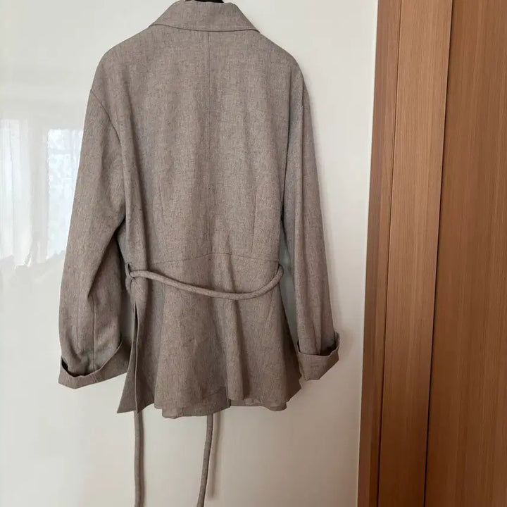 [BUNJANG] WIDA Belted Half Blazer Jacket / 위다 WIDA 보카시 하프 벨티드 벨트 자켓 결혼식 하객룩 출근룩