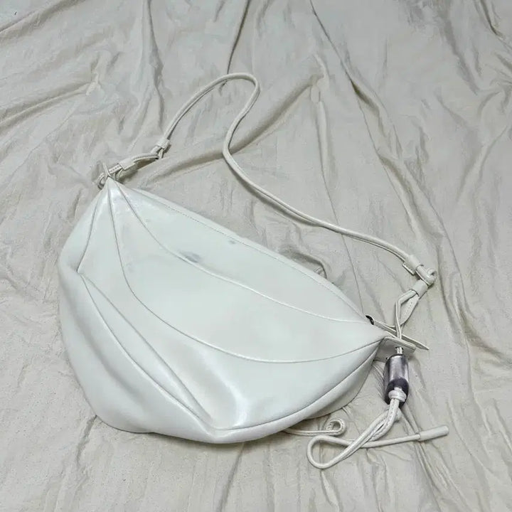 [BUNJANG] Archivepke Small Fling Bag / 아카이브앱크 스몰 플링백