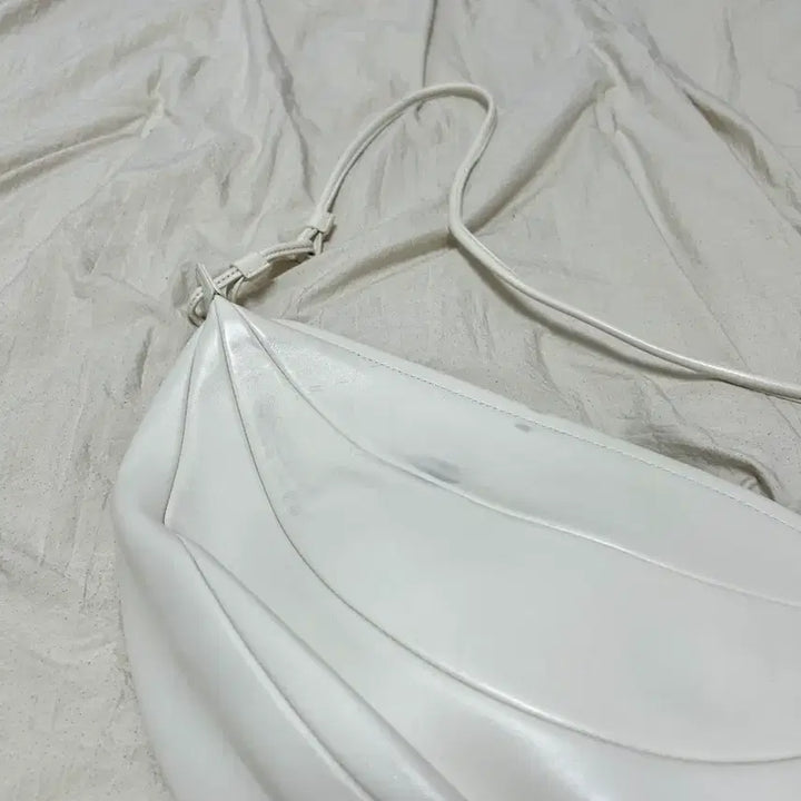 [BUNJANG] Archivepke Small Fling Bag / 아카이브앱크 스몰 플링백