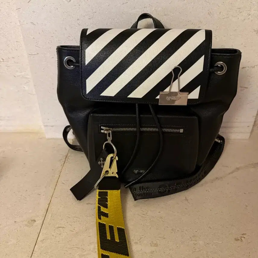[BUNJANG] Off-White Backpack / 오프화이트 백팩