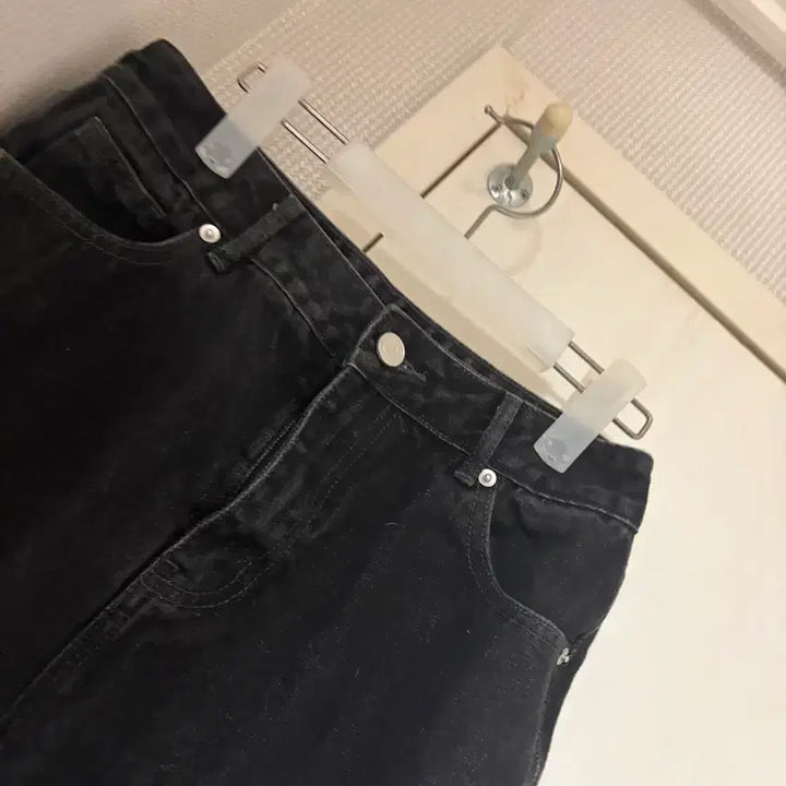 [BUNJANG] Ordinary Holiday Denim Wide Pants / 오디너리홀리데이 원더플레이스 여성용 생지 데님 와이드 팬츠 W7C24RH