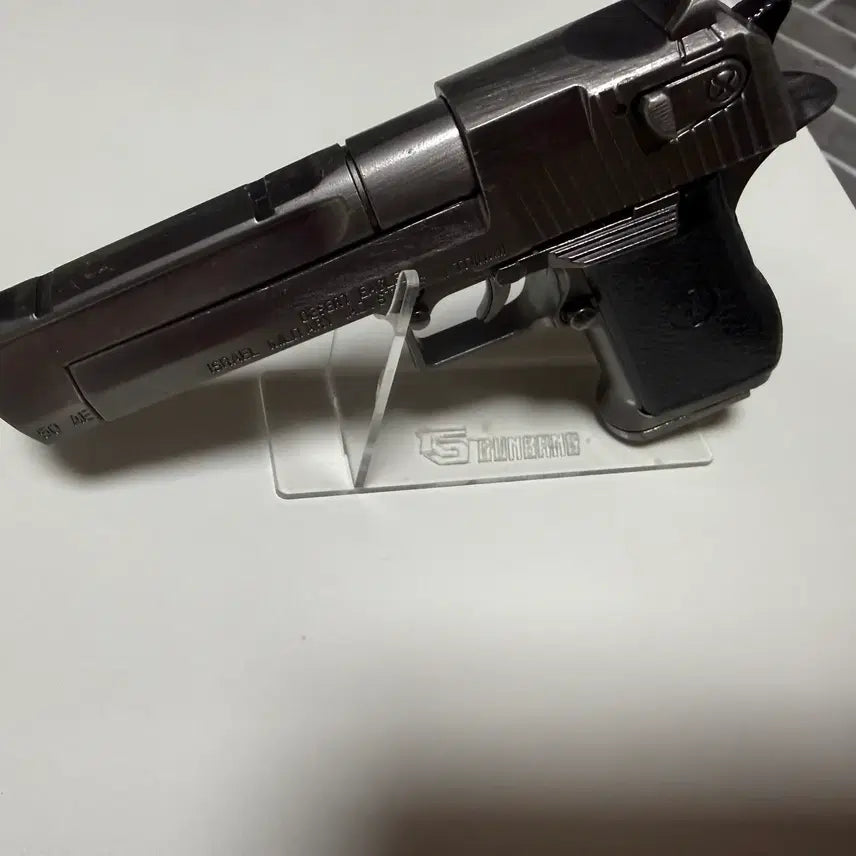 [BUNJANG] Full Metal Desert Eagle Model Gun Miniature / 안전결제) 탄피 배출 풀메탈 데저트이글 모델건 미니어처 (1:2 사이즈)