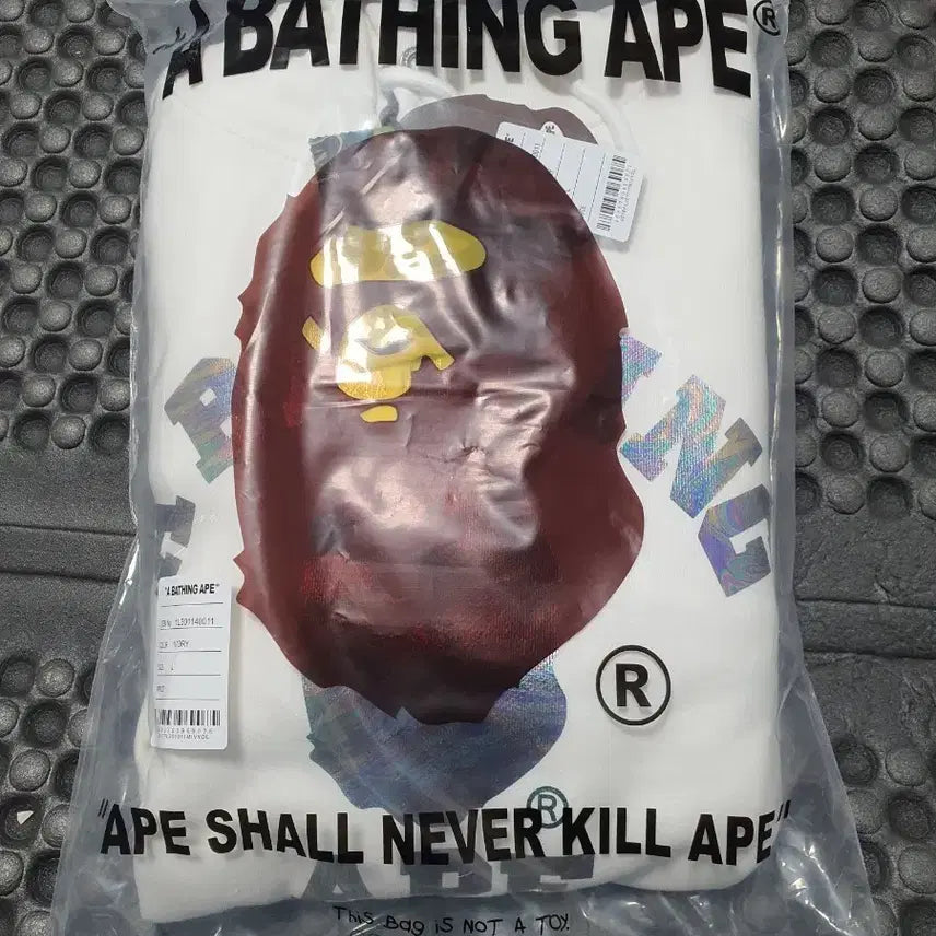 [BUNJANG] BAPE A Bathing Ape Ivory Hoodie L / 베이프 A Bathing Ape 아이보리 후드티L