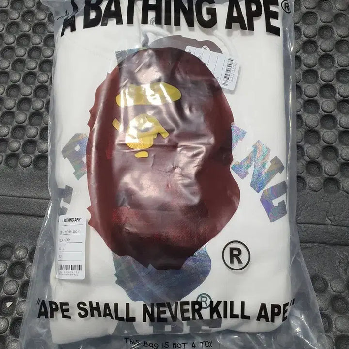 [BUNJANG] BAPE A Bathing Ape Ivory Hoodie L / 베이프 A Bathing Ape 아이보리 후드티L