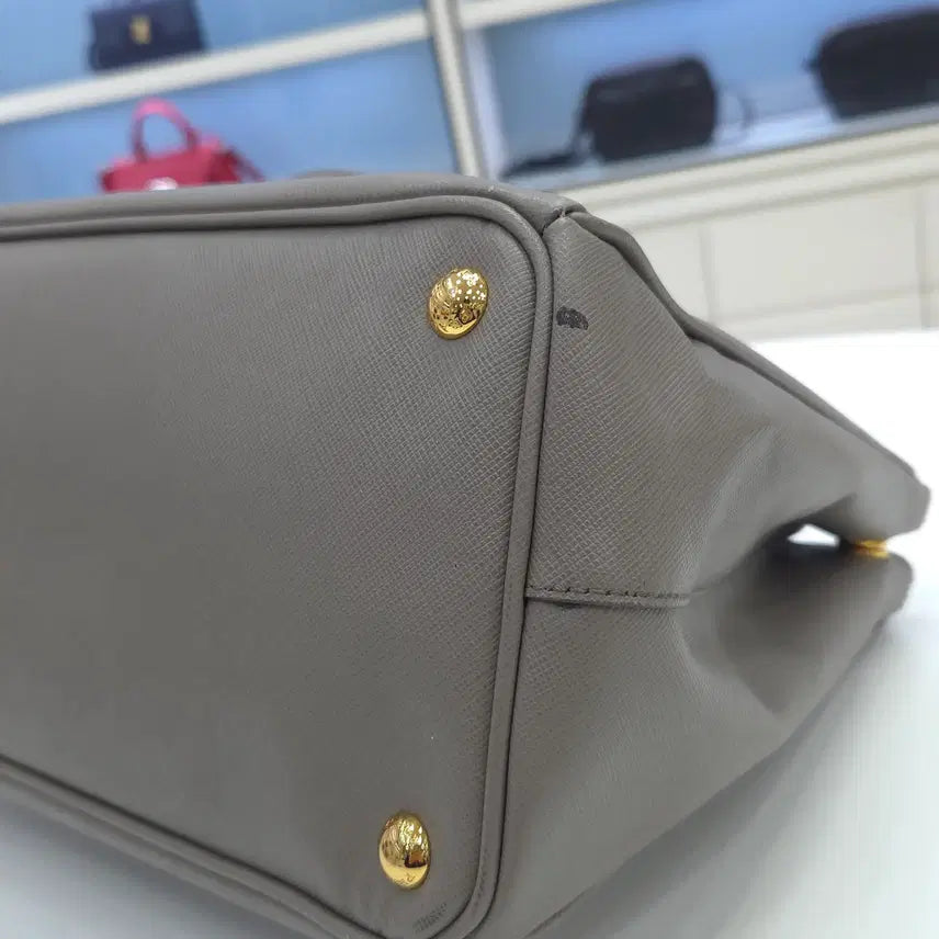 [BUNJANG] Prada Saffiano Lux Gold Triangle Logo Tote Shoulder Bag bn2274 / 프라다 사피아노 럭스 금장 삼각로고 토트 숄더백 bn2274