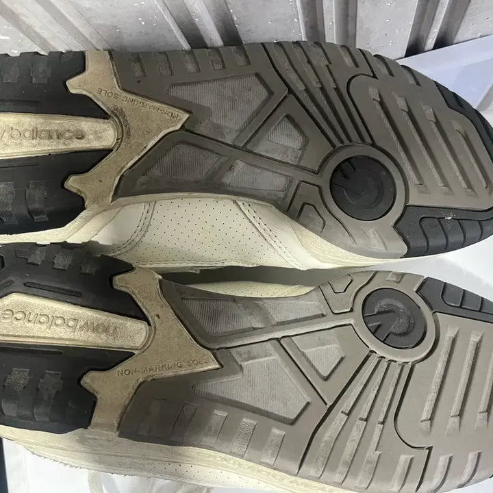 [BUNJANG] New Balance 550 White Sneakers / 뉴발란스 550 화이트 스니커즈 a급