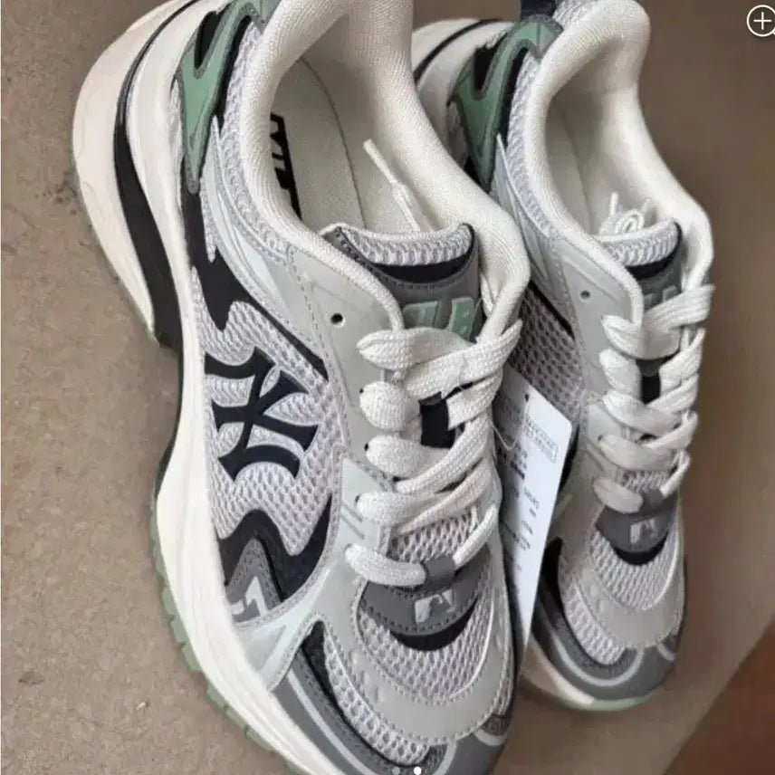 [BUNJANG] MLB Curve Runner Gray Sneakers / 엠엘비 커브러너 그레이색mlb 풀박완전새상품 아주저렴히판매