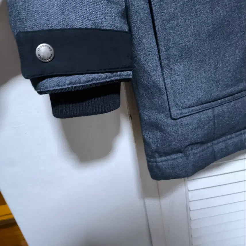 [BUNJANG] Skechers Down Padded Jacket / 95 스케쳐스 오리털 패딩