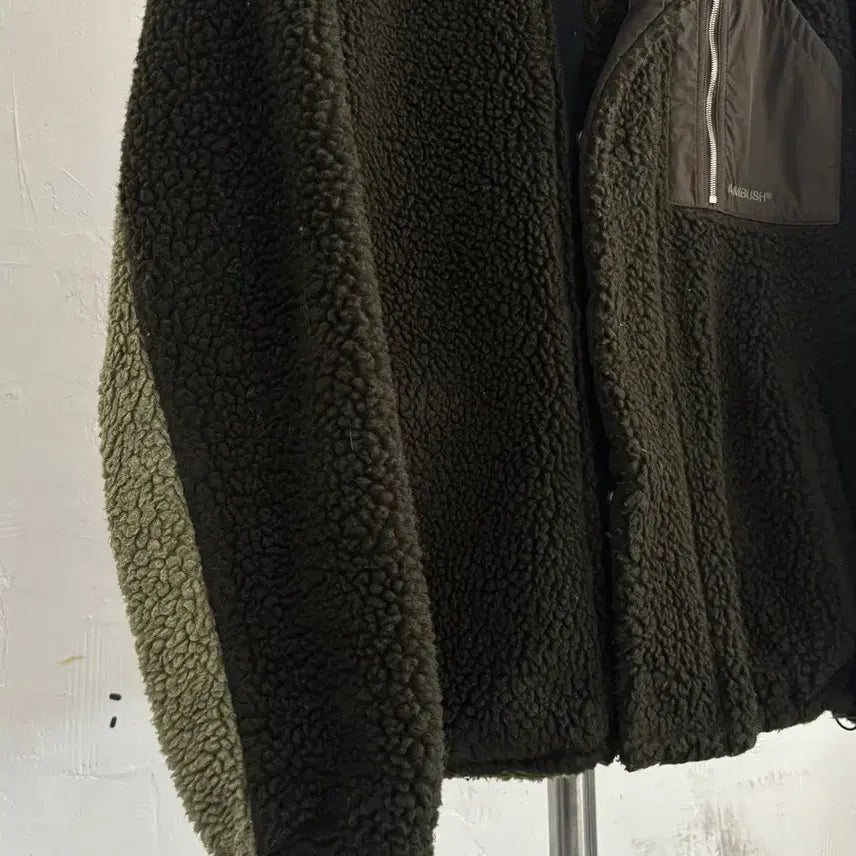 [BUNJANG] AMBUSH Two-Tone Fleece Full-Zip Jacket / AMBUSH 앰부쉬 투톤 플리스 풀집 자켓
