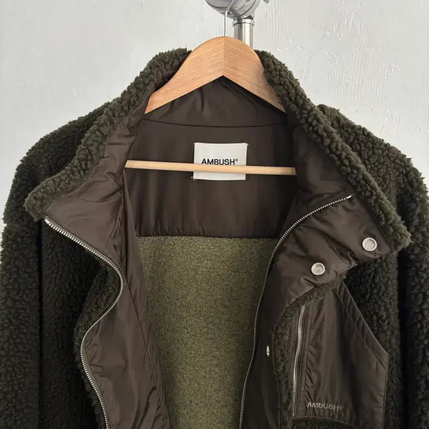 [BUNJANG] AMBUSH Two-Tone Fleece Full-Zip Jacket / AMBUSH 앰부쉬 투톤 플리스 풀집 자켓