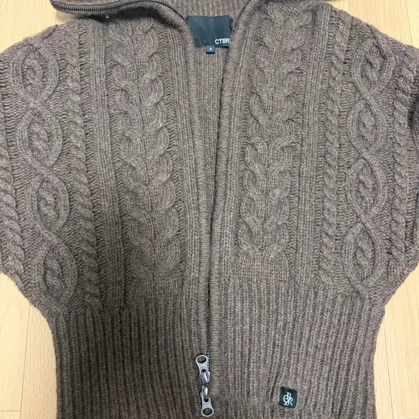 [BUNJANG] SITIBREEZE Cable Zip-up Knit / 시티브리즈 케이블 집업 니트