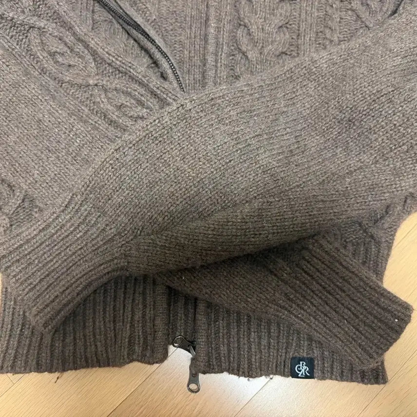 [BUNJANG] Citybreeze Cable Zip-Up Knit / 시티브리즈 케이블 집업 니트