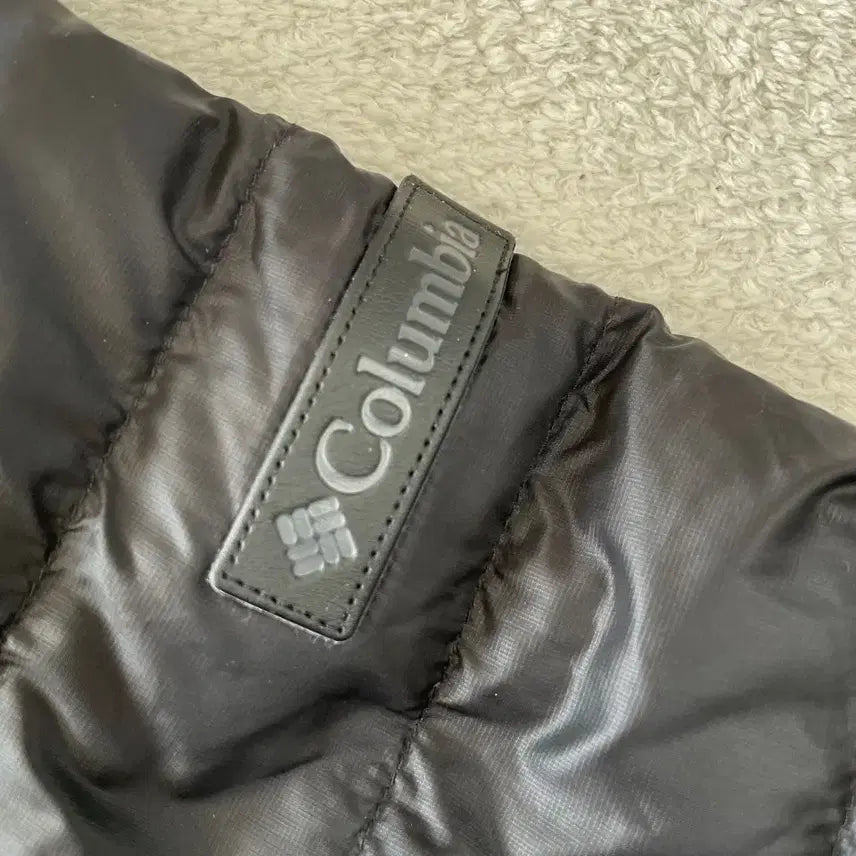 [BUNJANG] Columbia Goose Down Lightweight Padded Jacket / L 컬럼비아 구스다운 경량패딩 자켓 100