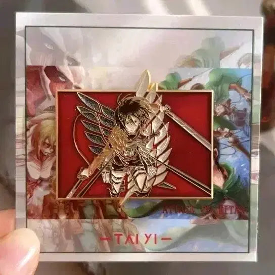 [BUNJANG] Attack on Titan Mikasa Badge / [진격거]진격의 거인 미카사 뱃지