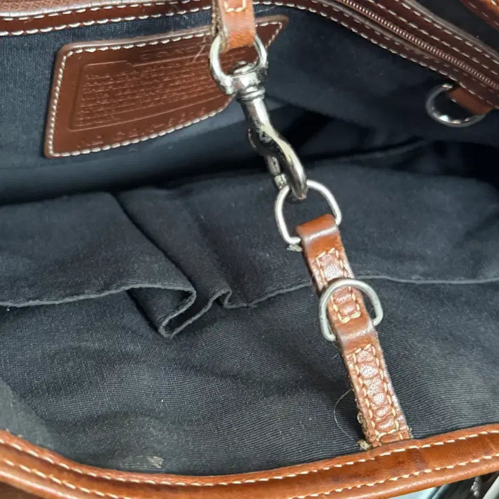 [SOLD OUT] Coach 코치 시그니처 로고 숄더백