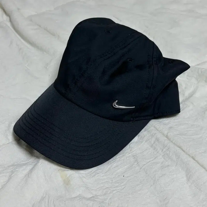 [BUNJANG] Nike Dri-FIT Mini Swoosh Cap / 나이키 드라이핏 모자 미니 스우시