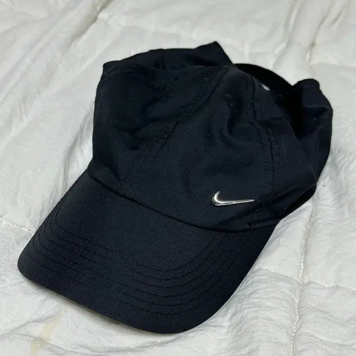 [BUNJANG] Nike Dri-FIT Mini Swoosh Cap / 나이키 드라이핏 모자 미니 스우시