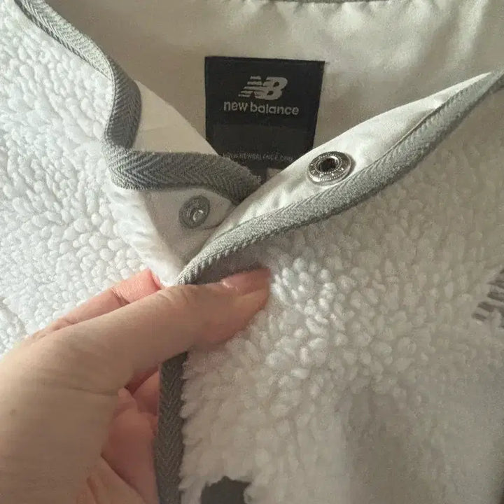 [BUNJANG] New Balance Women's Ivory Fleece Jacket / 뉴발란스 여성 뽀글이 플리스 아이보리