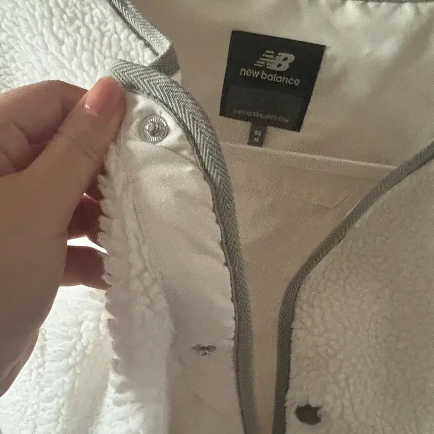 [BUNJANG] New Balance Women's Ivory Fleece Jacket / 뉴발란스 여성 뽀글이 플리스 아이보리