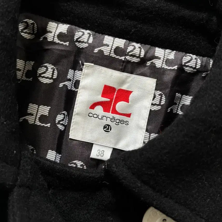 [BUNJANG] Courreges Double Breasted Pea Coat / Courreges 꾸레쥬 블랙 더블 피코트