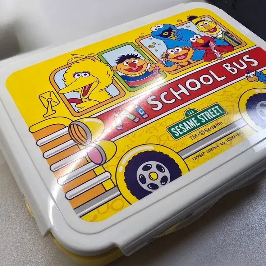 [BUNJANG] Sesame Street School Bus Lunch Box / 세서미 스트리트 스쿨버스 도시락통