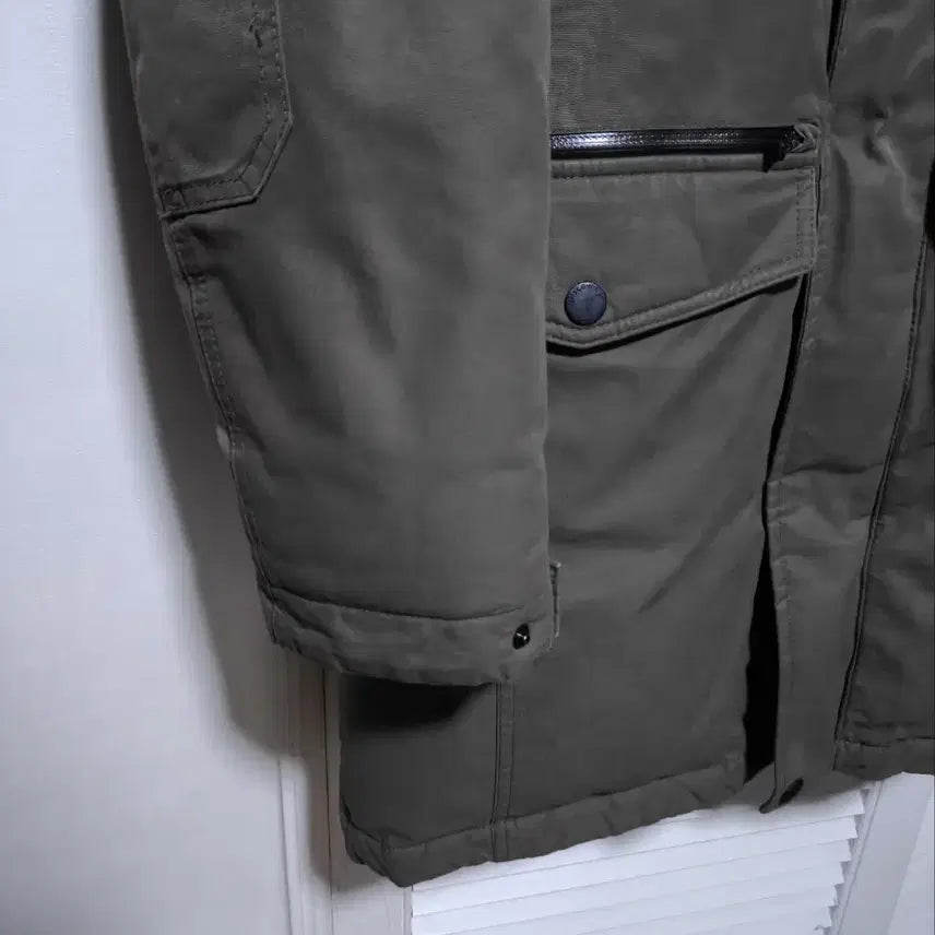 [BUNJANG] Discovery Expedition Thick Parka Jacket / 95 디스커버리 야상패딩 도톰한 패딩