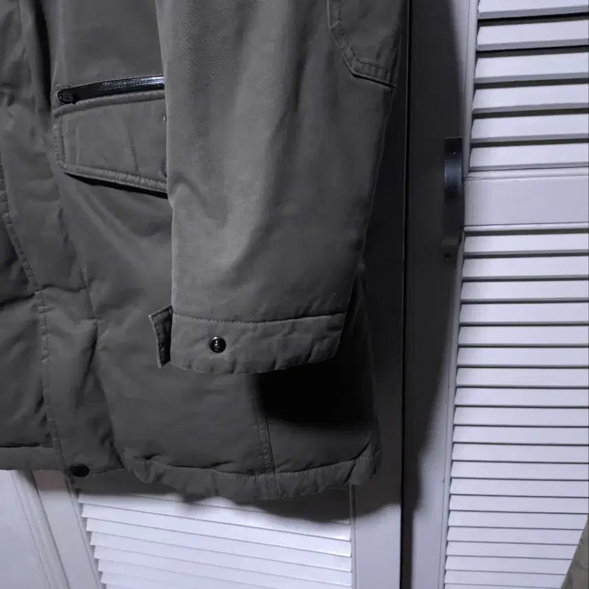 [BUNJANG] Discovery Expedition Thick Parka Jacket / 95 디스커버리 야상패딩 도톰한 패딩