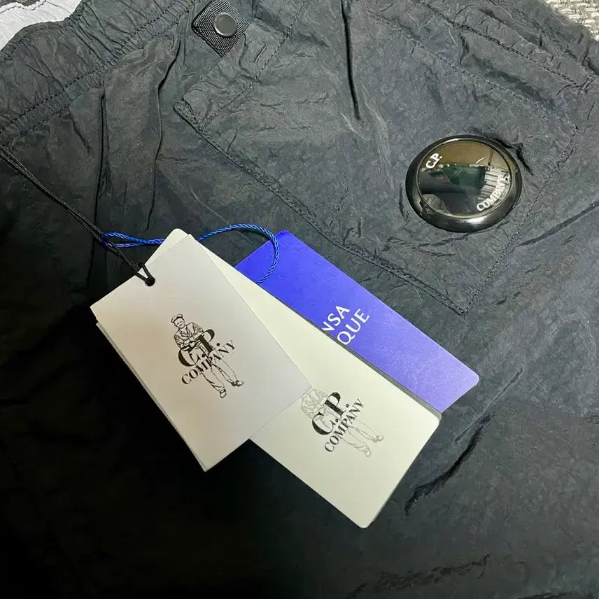 [BUNJANG] CP Company Swim Shorts Black (Size L) / CP컴퍼니 스윔쇼츠 블랙 50(L사이즈)