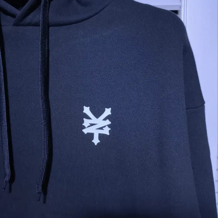 [BUNJANG] 105 Printed Hoodie / 105 주욕 프린팅 후드티셔츠